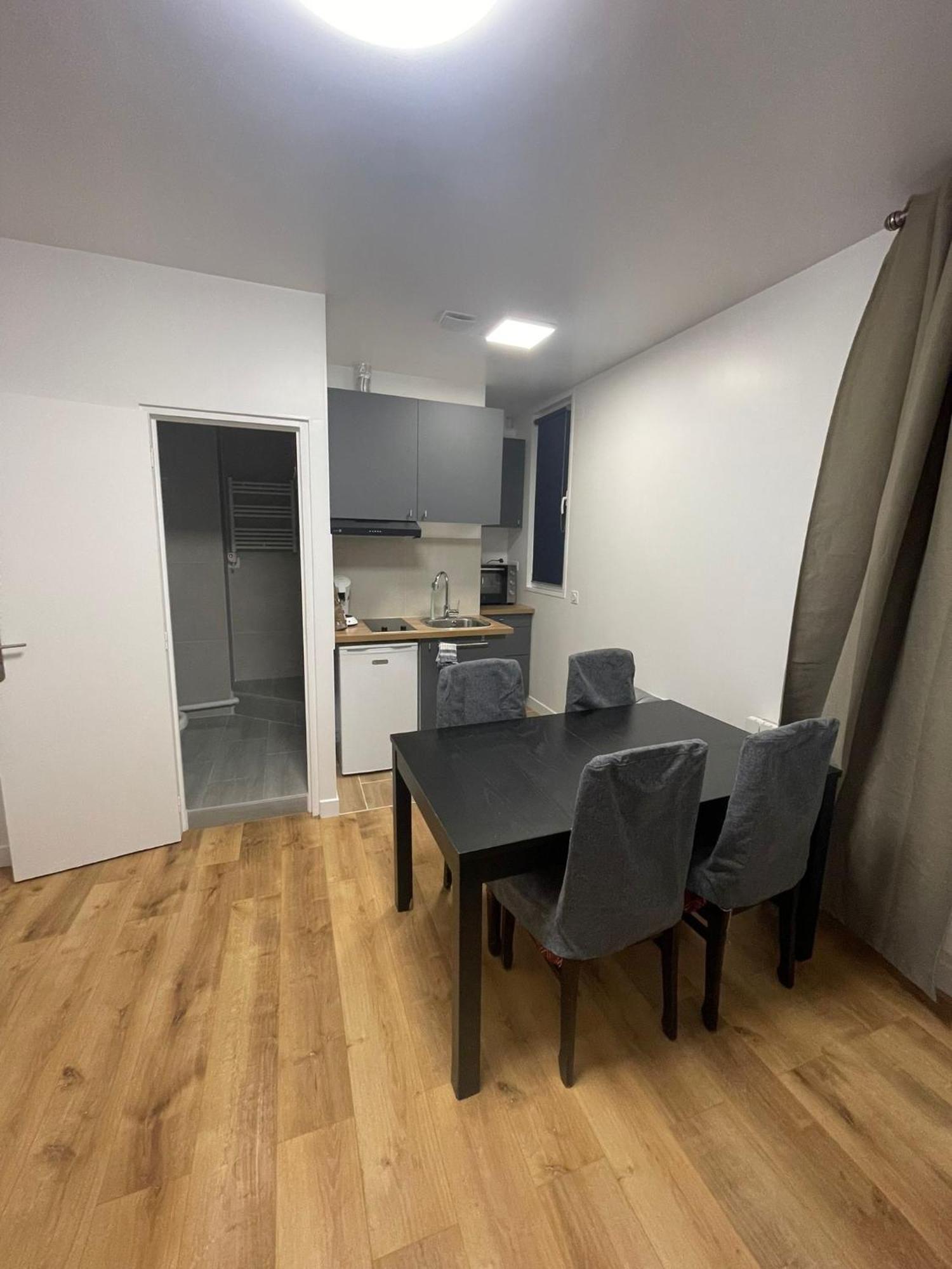 Lacharriere-Logement Entier 38M2 París Exterior foto